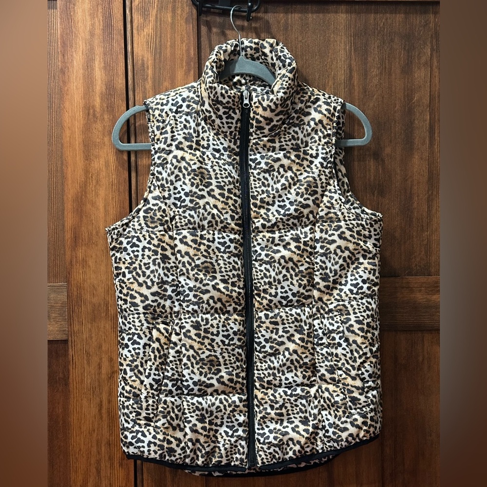new directions Leopard Print Puffer Vest in Tan, Black, Cream